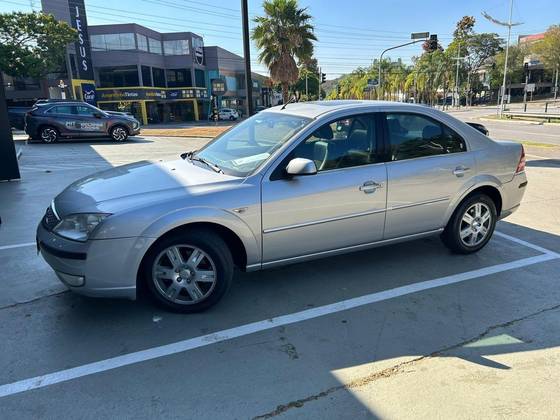FORD MONDEO 2.0 GHIA 16V GASOLINA 4P AUTOMÁTICO